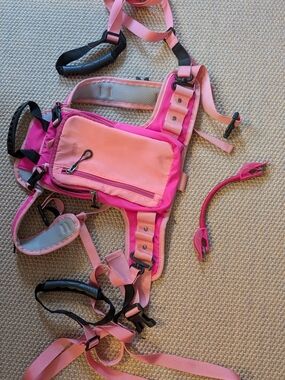 Learn To Ski Bundle: Kids Adjustable Harness + Launch pad Wedgease Ski Clips